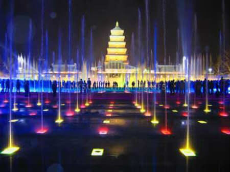 Muscial Fountain in North Square of Big Wild Goose Pagoda