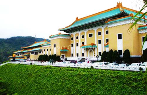 National Palace Museum in Taipei