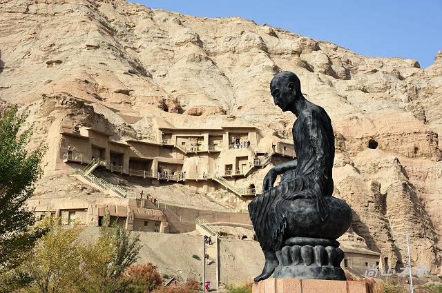 Kilzil Thousand-Buddha Caves in Aksu