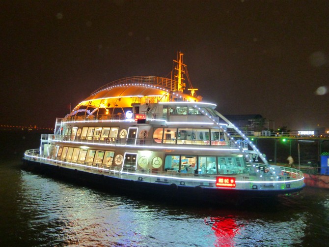 14 Days Beijing - Xian - Chengdu- Yangtze River Cruise - Shanghai Tour ...